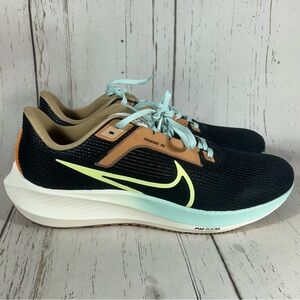 Nike Air Zoom Pegasus 40 Mens Running Shoes Size 10 Black Jade Citron FQ6852-081